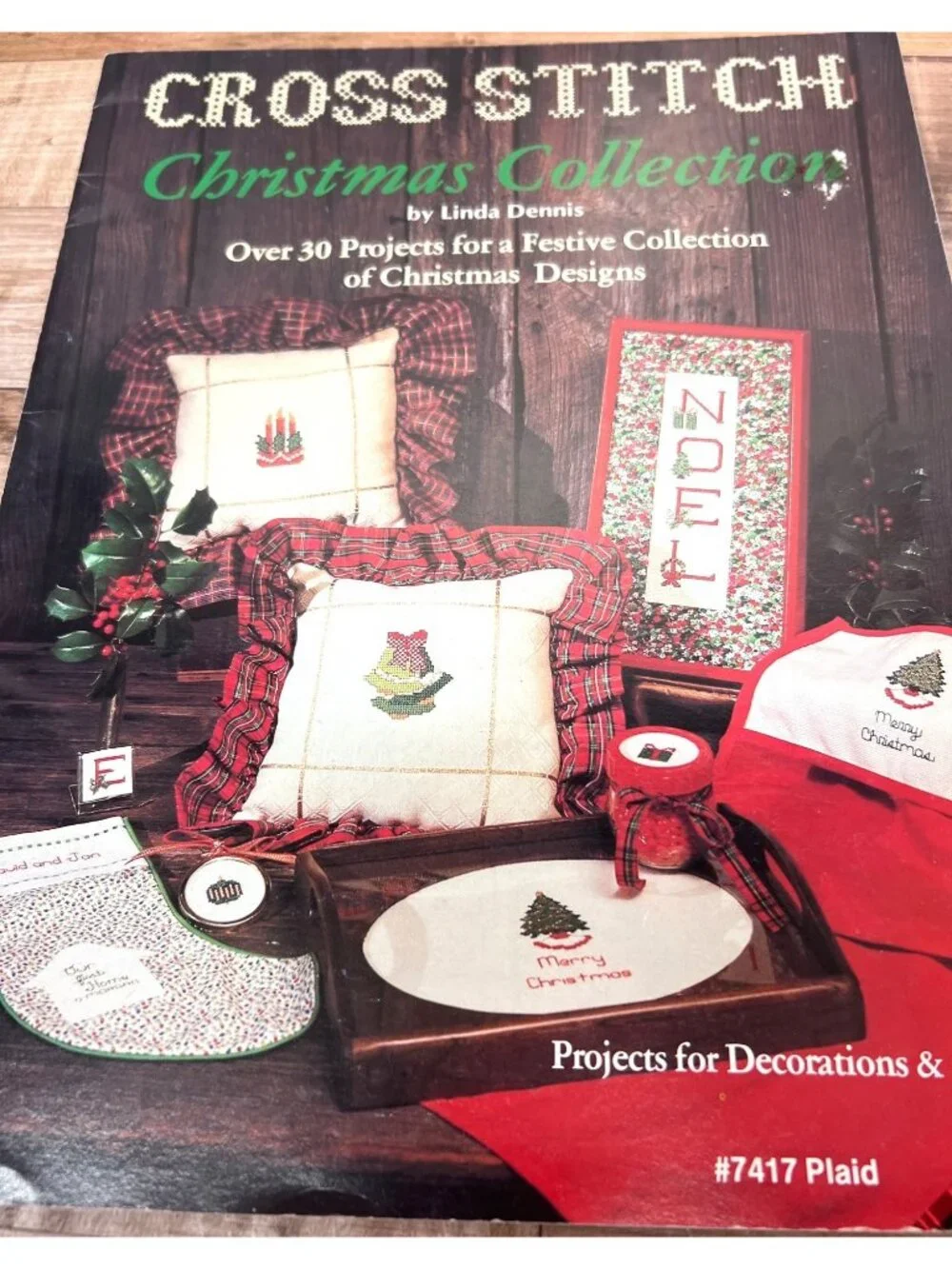 Cross Stitch Christmas Collection By Linda Dennis Book